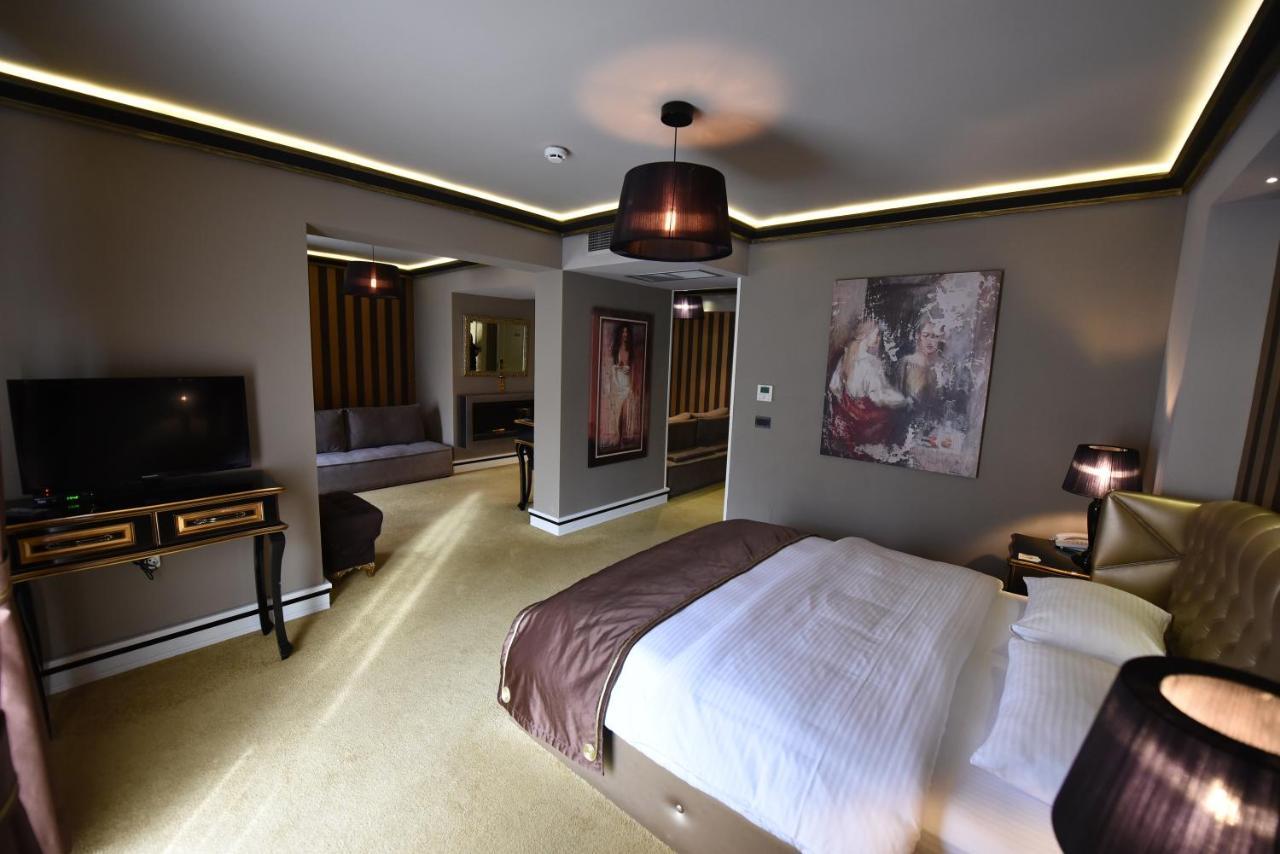 Hotel Hymeti'S Palace Pogradec Luaran gambar