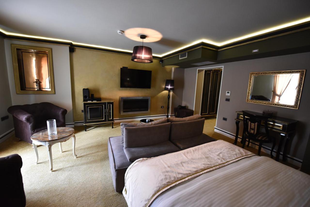 Hotel Hymeti'S Palace Pogradec Luaran gambar
